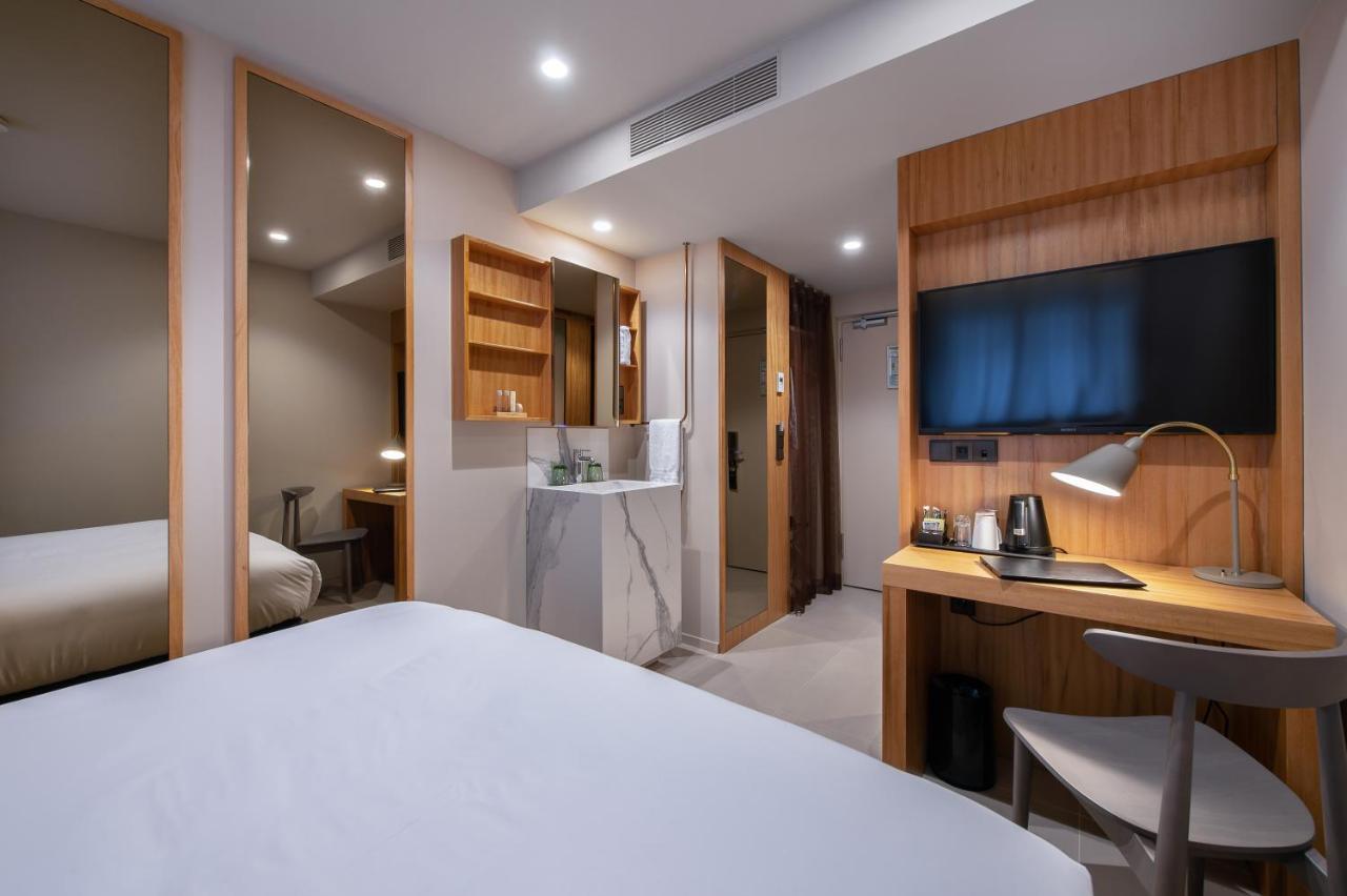 9Hotel Paquis Женева Екстериор снимка